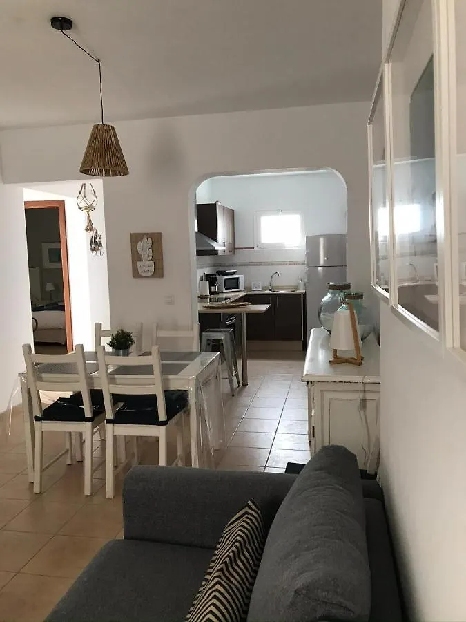 Apartamentos Burgao Caleta de Sebo Apartment