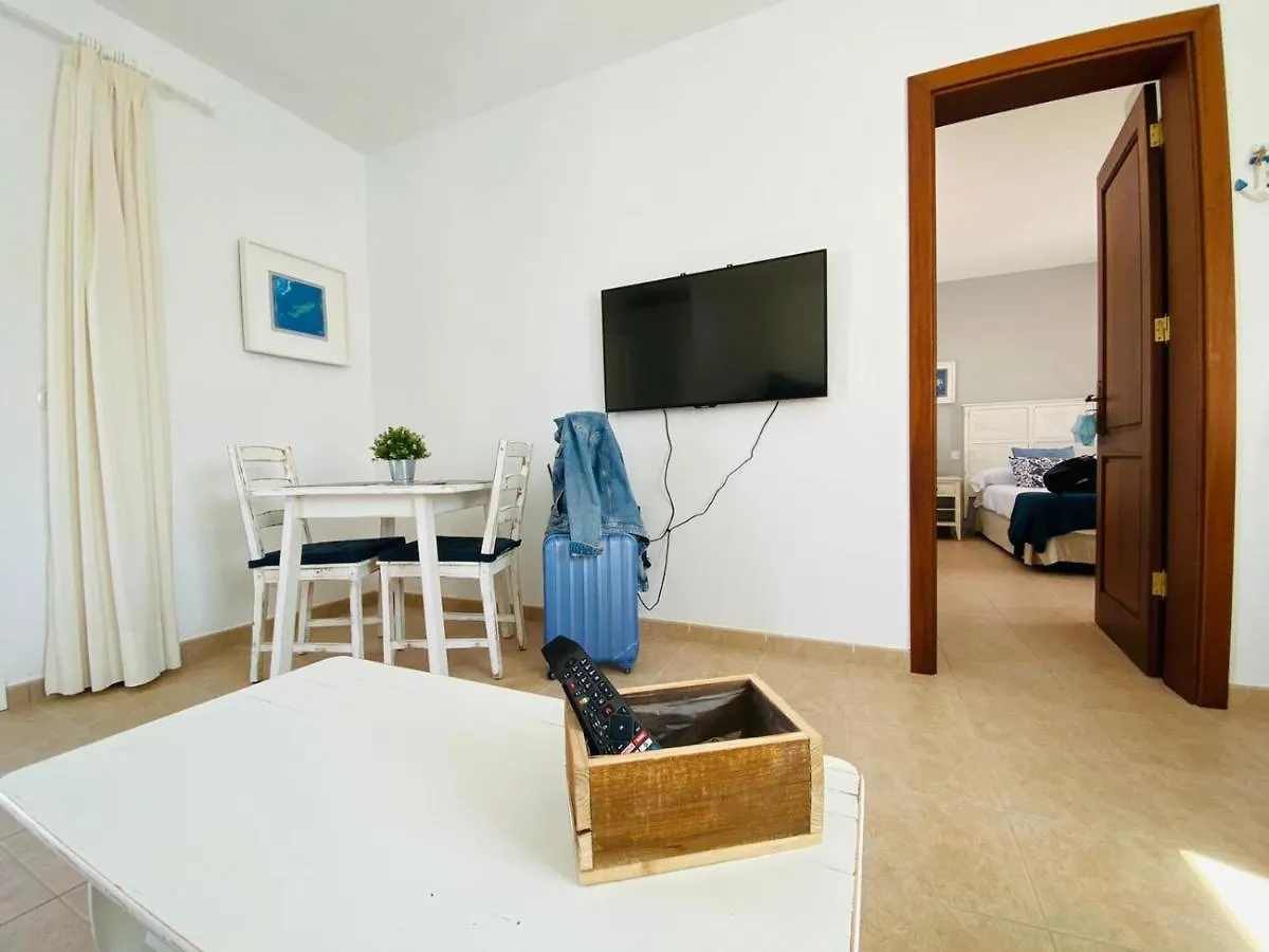 Apartment Apartamentos Burgao Caleta de Sebo Spain