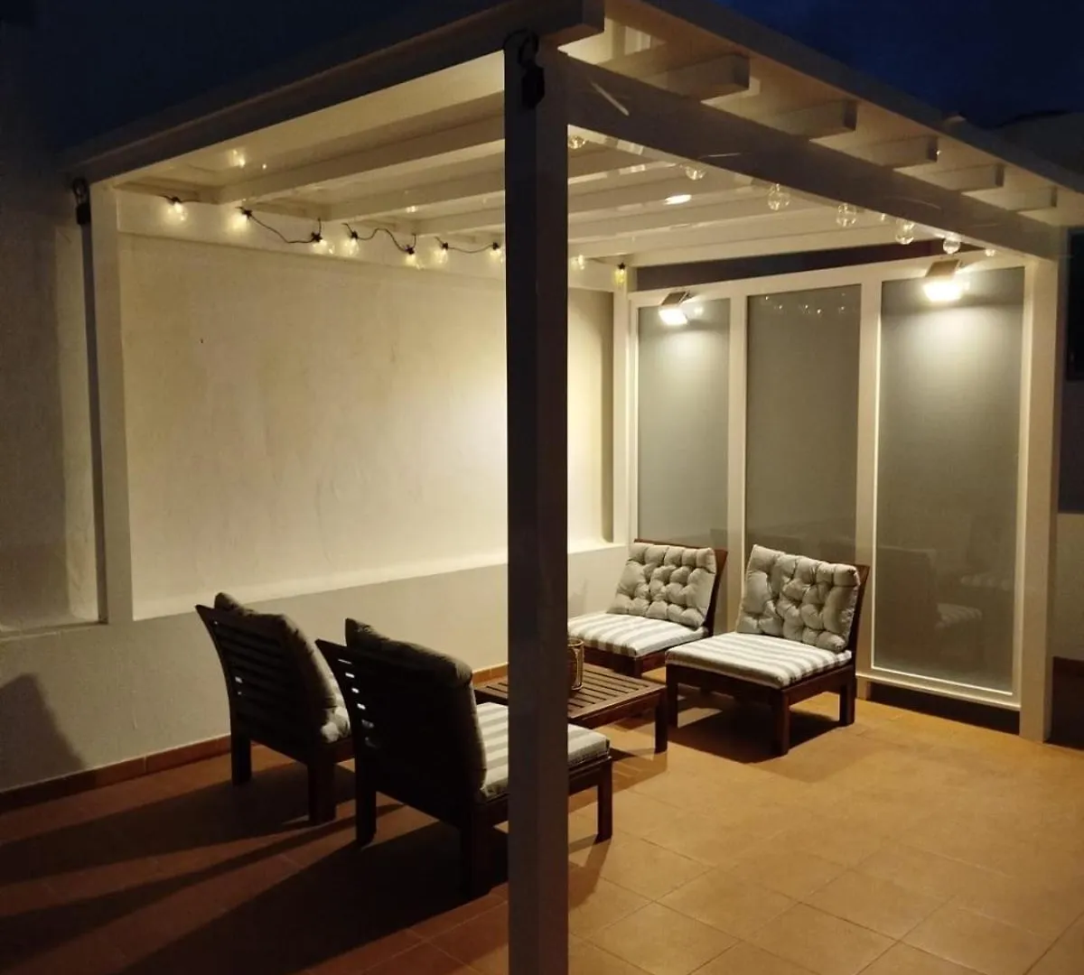 Apartamentos Burgao Caleta de Sebo Apartment