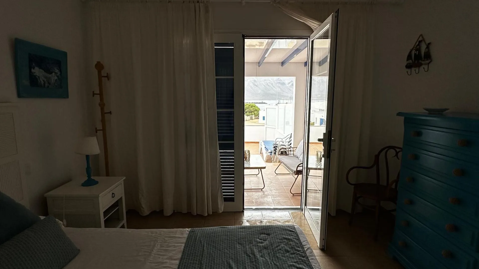 Apartamentos Burgao Caleta de Sebo 0*,  Spain