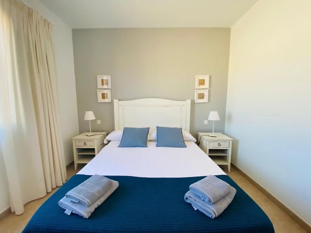 Apartamentos Burgao Caleta de Sebo